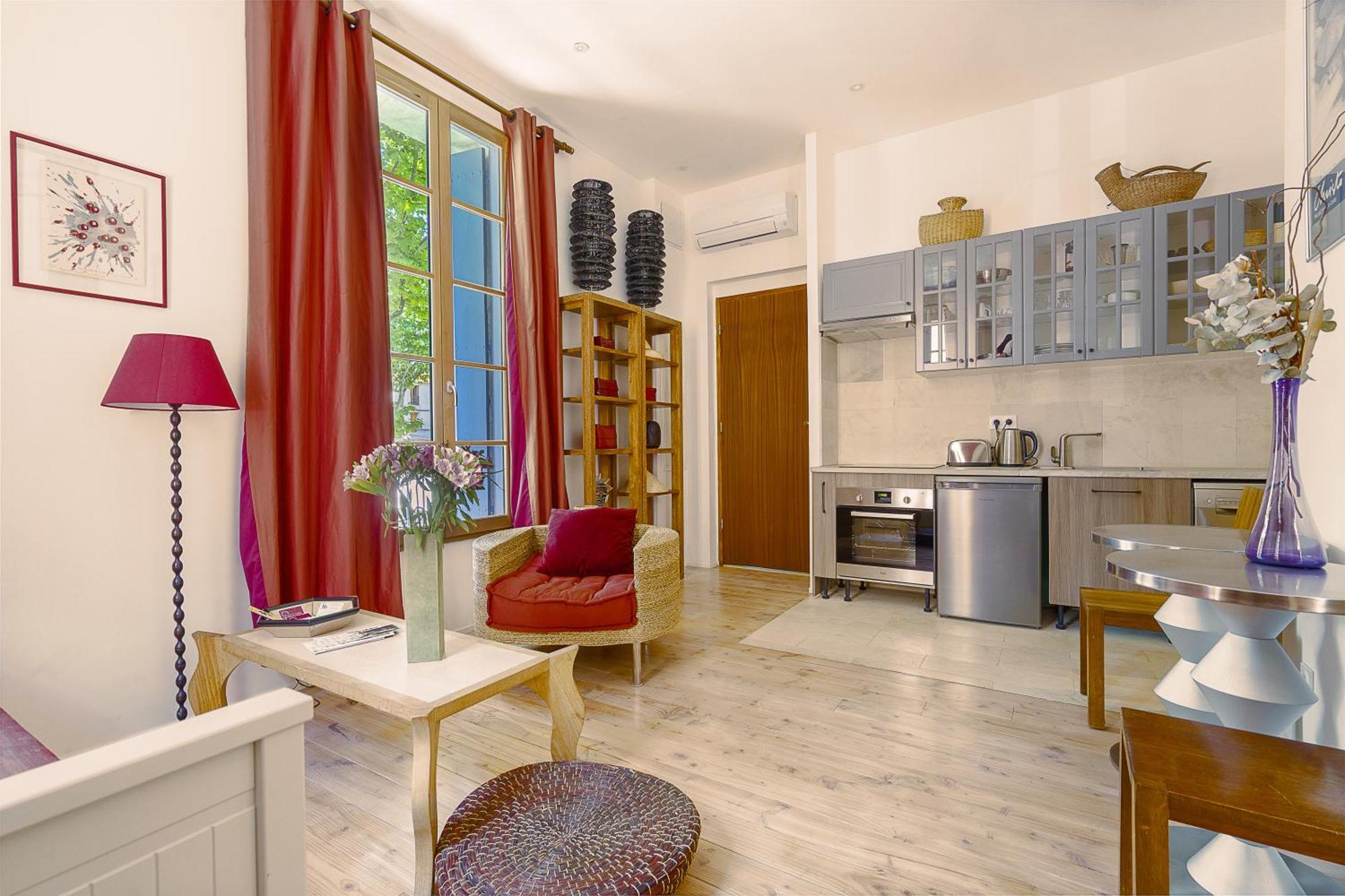 La Maison Verte Сет Екстериор снимка