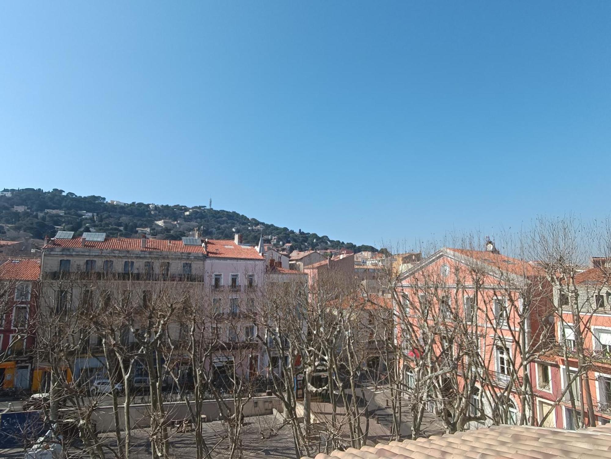 La Maison Verte Сет Екстериор снимка